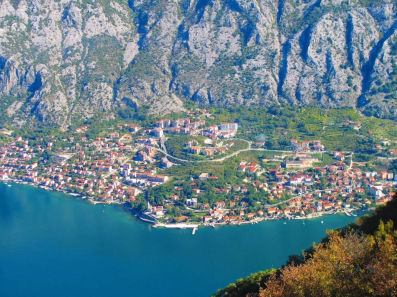 Kotor, Dobrota, plac 2115m2