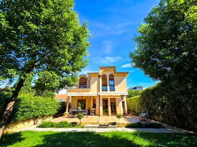 Kuca 212m2, Blok 9, Podgorica, Izdavanje