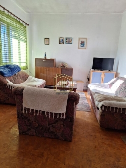Kuća 60m2, Centar Cetinje, Izdavanje