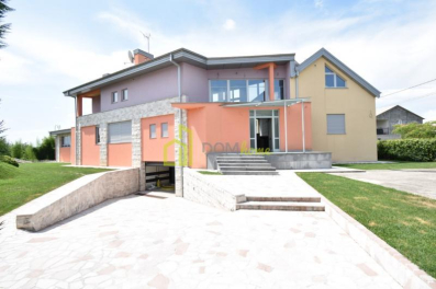 Kuća 600m2, Golubovci