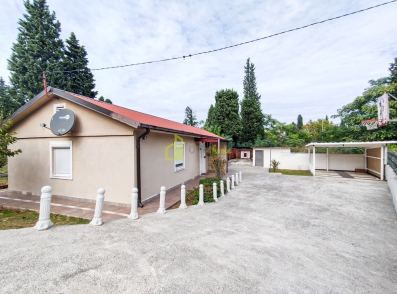 Kuća 90m2, Pobrežje