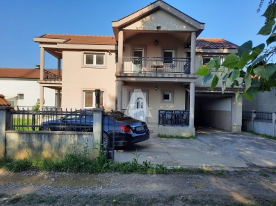 Kuća 165m2 sa placem u Danilovgradu (Spuž), Podgorica