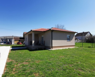 Kuča, 75m2, Tološi, Prodaja