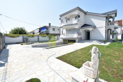 Kuća 330m2, Zlatica