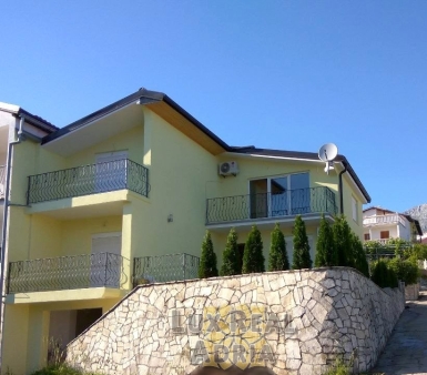 Kuća sa pogledom na more u Igalu