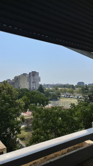 Kupujen veći stan u bloku 5,6 ili 9