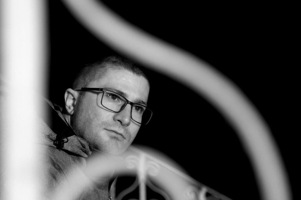 Lakoća nepodnošljivog postojanja: &ldquo;Strah od igre&rdquo; Aleksandra Ćukovića