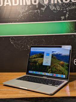 Laptop MacBook Pro (M2 chip)