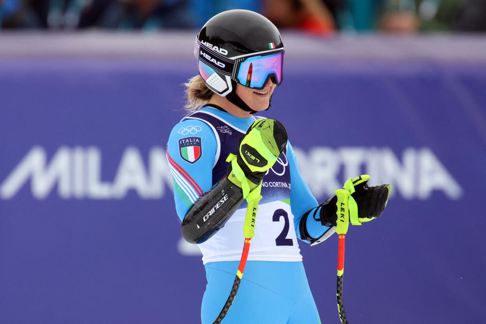 Lauri Mali kristalni globus spusta