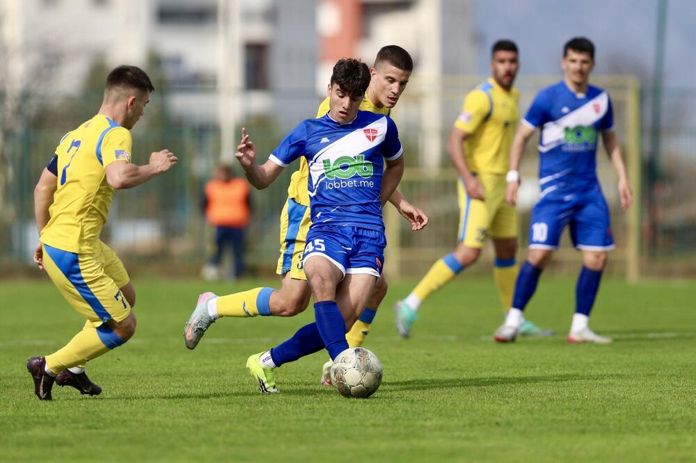 Lider Grbalj gost &bdquo;fenjeraša&rdquo;, Otrant čeka Kom, Iskra putuje u Pljevlja