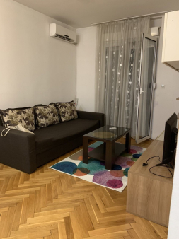 Ljubovic, opremljen jednosoban stan, 39m2