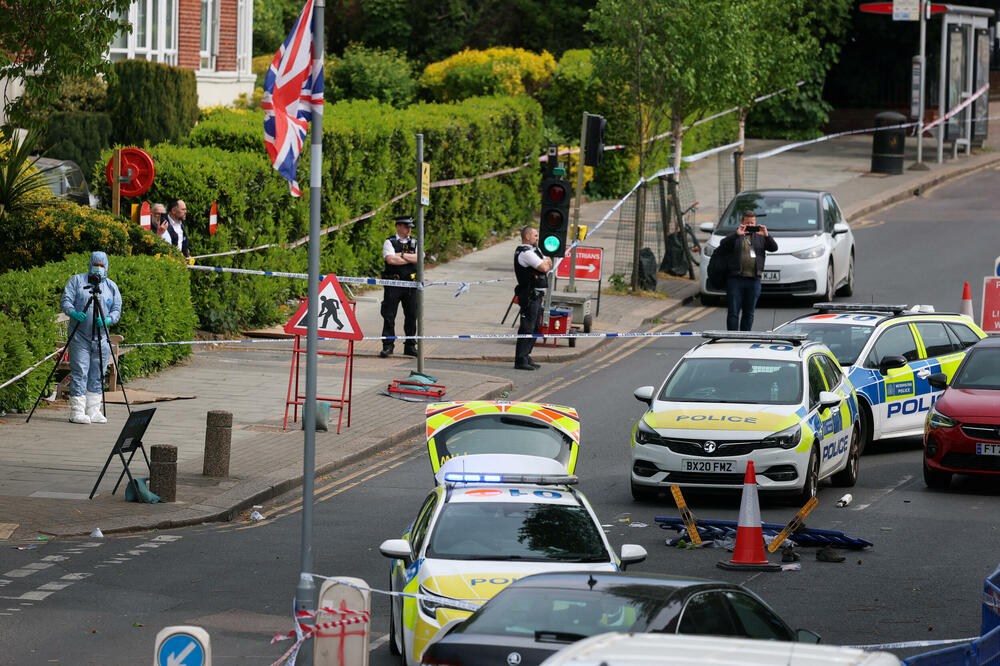 London: Dva muškarca izbodena nožem u kvartu gdje živi jevrejska zajednica, osumnjičeni uhapšen