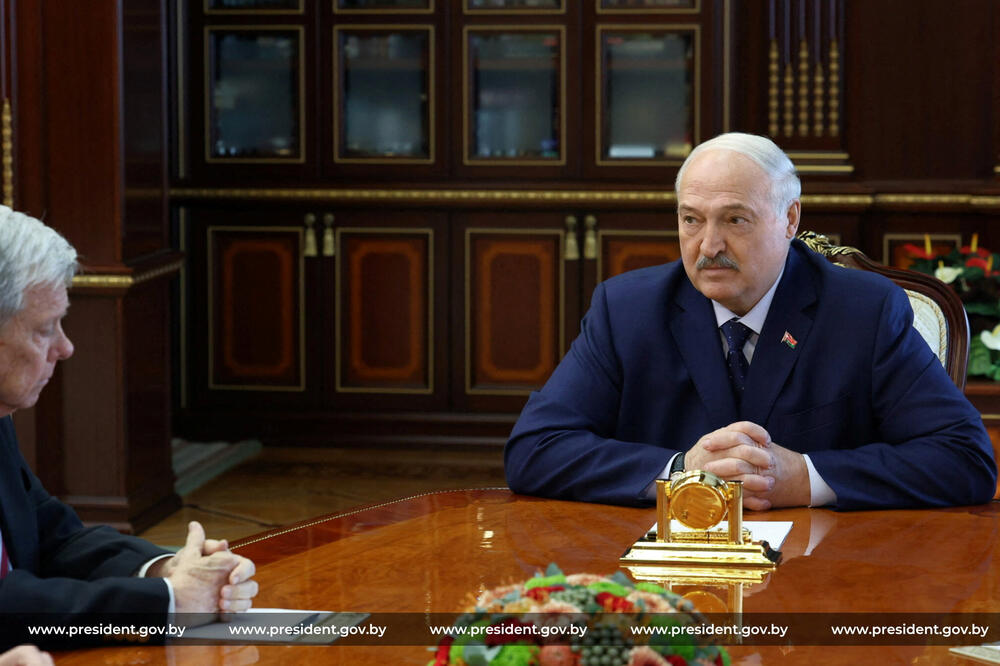 Lukašenko naredio oslobađanje 250 političkih zatvorenika nakon sastanka sa Trampovim izaslanikom