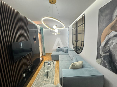 Luksuzni Jednosoban Stan (40m²) u Atraktivnom Delu Budve – Blizu Slovenske Plaže (na period do 01.07.2025)