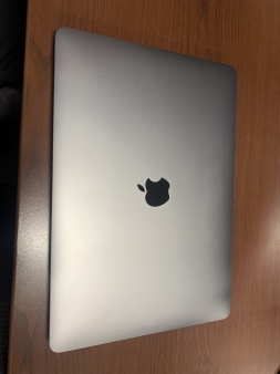 MacBook Pro M2