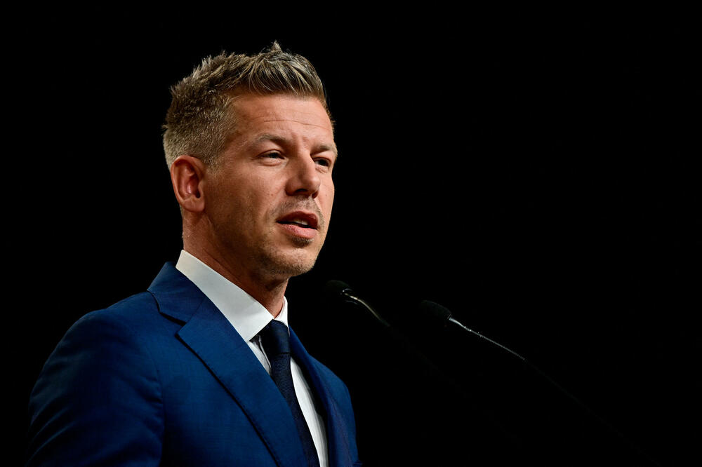 Mađar: Sijarto uništava dokumenta koja se odnose na sankcije protiv Rusije