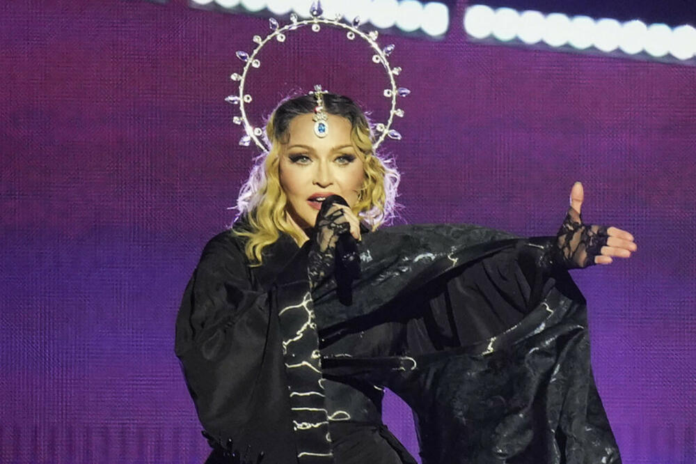 Madona nagovijestila novi album