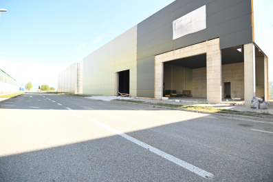 Magacin, 550m2, Cijevna, Izdavanje