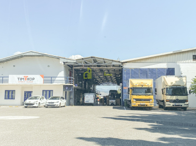 Magacin 1000m2, Zeta