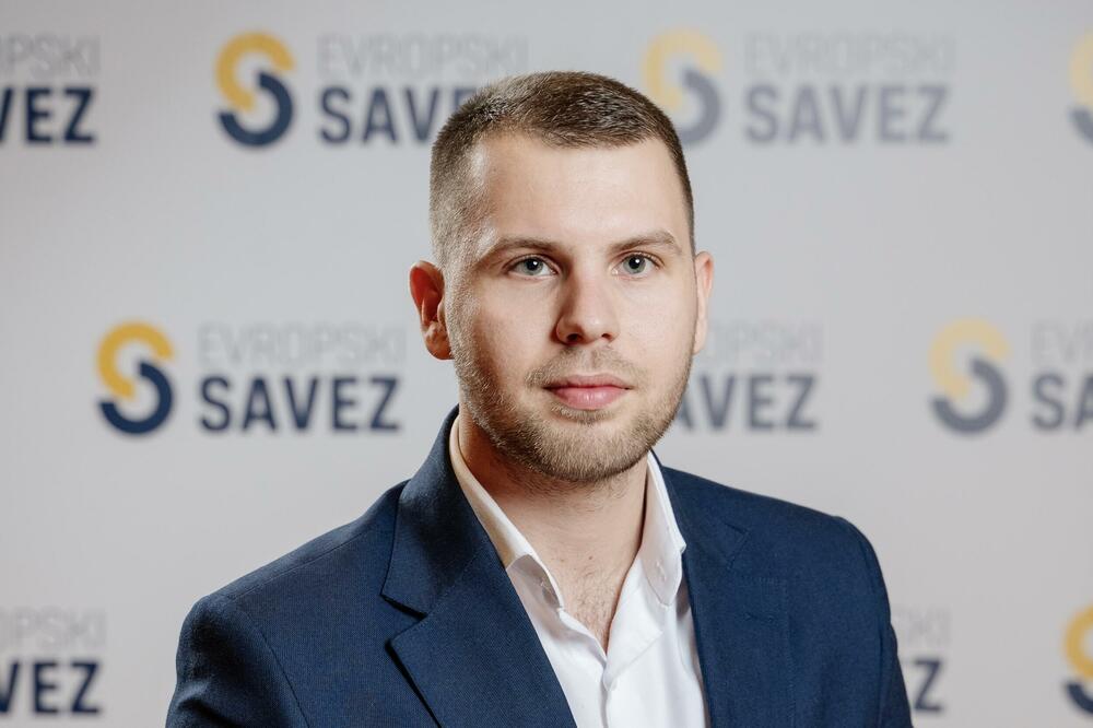 Mašković: Već se desila saobraćajna nezgoda na Bulevaru Vojislavljevića, Mujoviću bitnija promocija od bezbjednosti