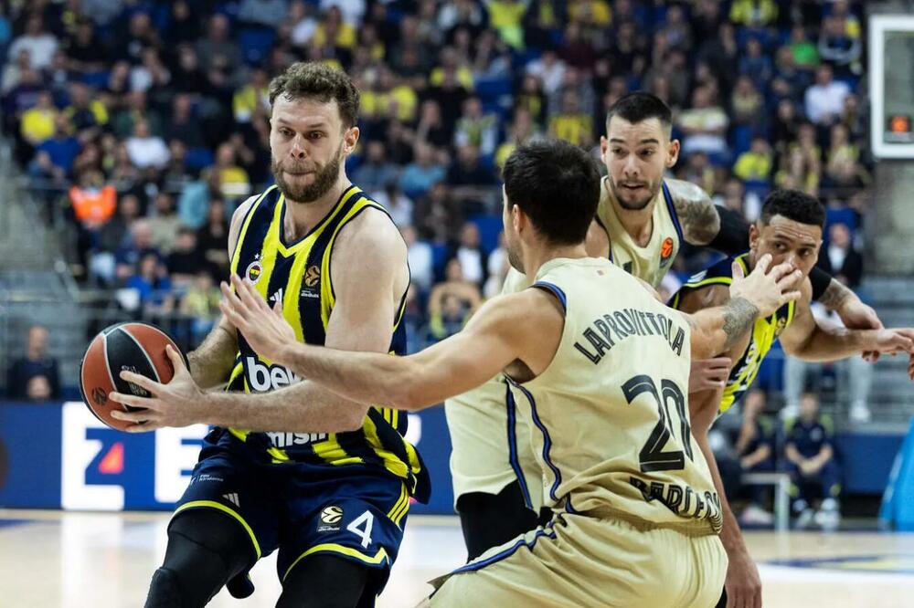 Meli mora na operaciju, van terena do osam sedmica