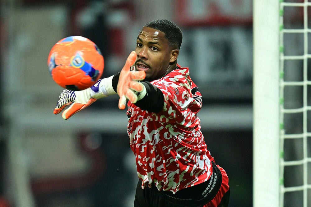 Menjan ostaje na "San Siru", spreman ugovor do 2031. godine