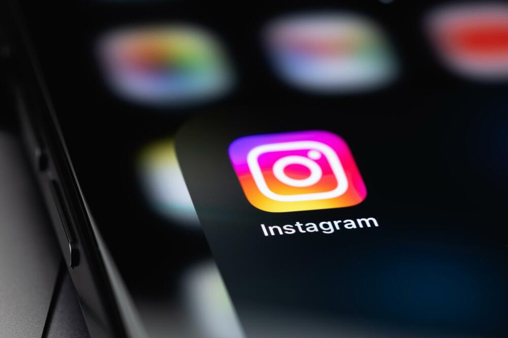 Meta žmuri na nacizam: Instagram nalozi slave Vermaht i SS