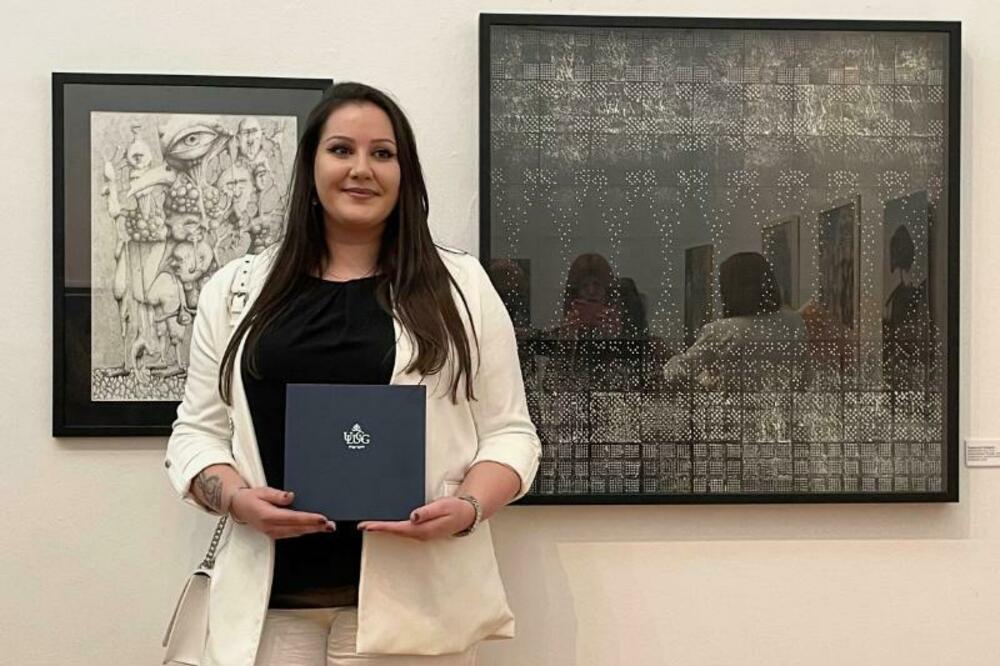 Metamorfoza kroz suze: estetika emotivne transformacije