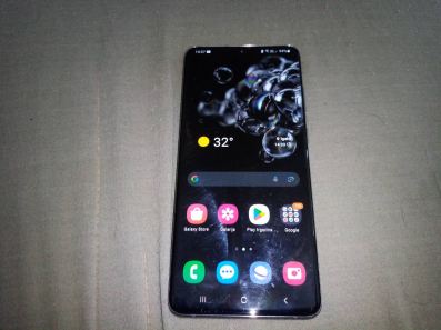 Mijenjam ili prodajem Samsung galaxy s20ultra 5g 12/128