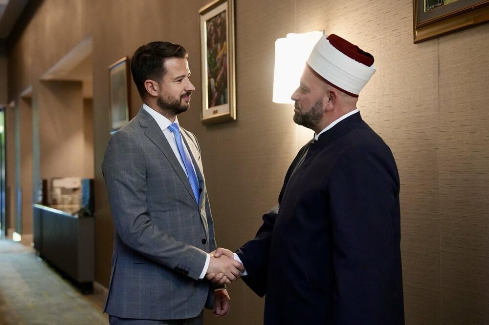 Milatović: Kurban-bajram nas podstiče da jačamo mostove povjerenja, dijaloga i međusobnog razumijevanja