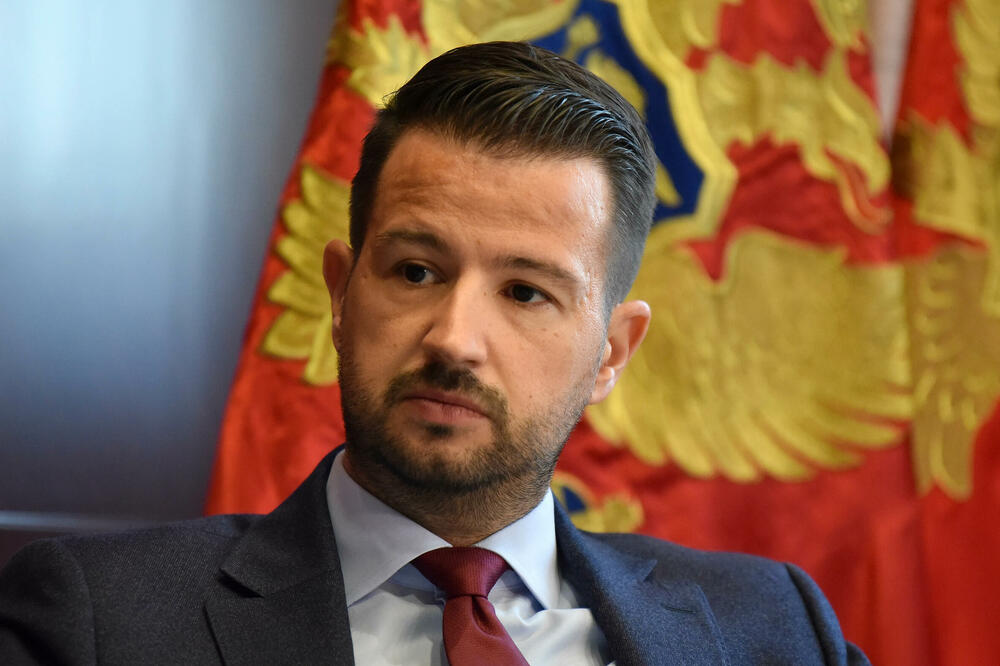 Milatović o slučaju Bratić: Optuženi za značajno teža krivična djela puštani da se brane sa slobode