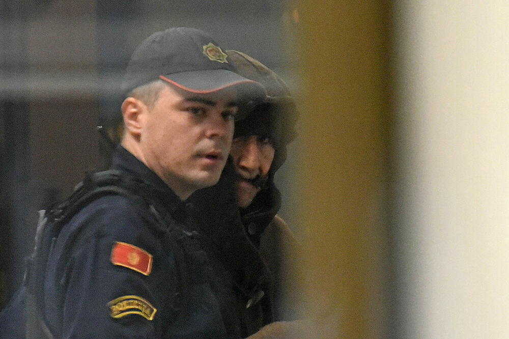 Milioni mu mogu pomoći u bjekstvu: Sud ocijenio da Acu Đukanoviću ne bi bilo teško da organizuje život van Crne Gore