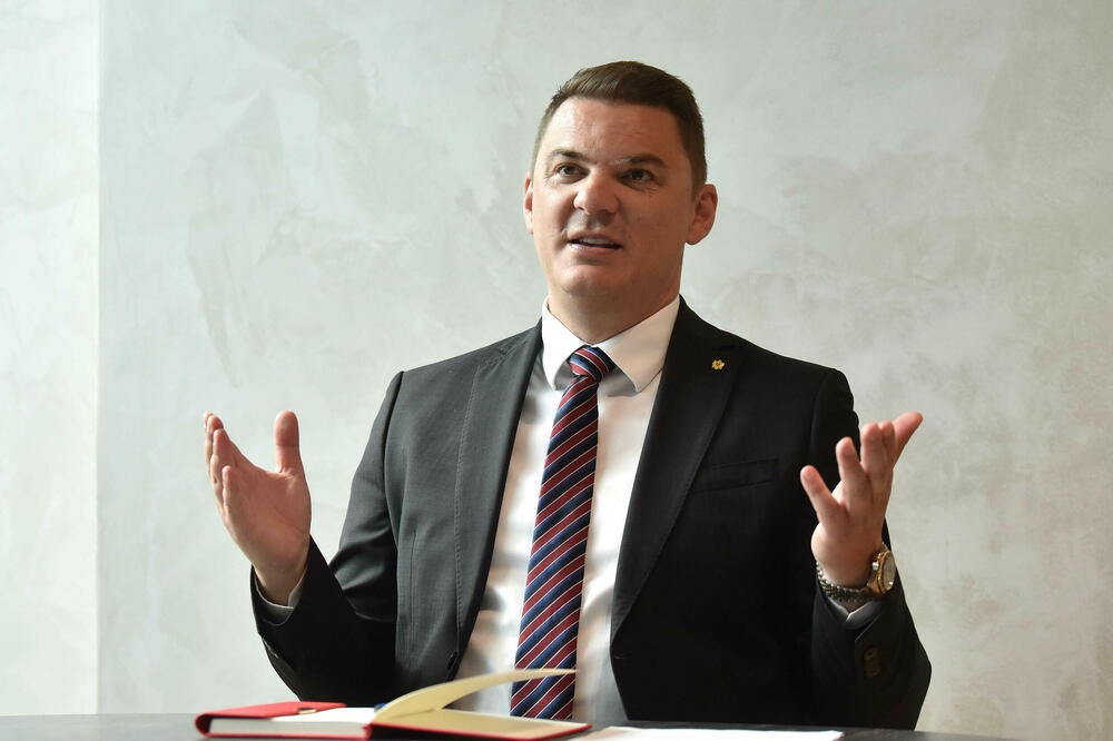 Ministarstvo: EPCG na inicijativu Šahmanovića odobrila popust od 50 odsto građanima Rožaja