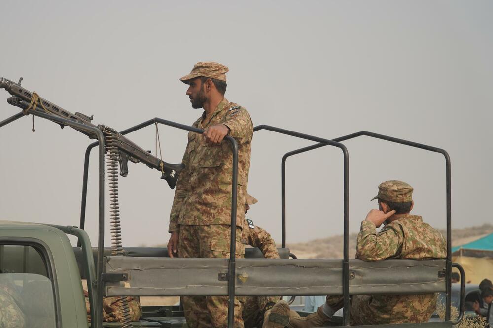 Ministarstvo tvrdi da je pakistanska vojska ubila oko 70 militanata u napadima duž granice sa Avganistanom