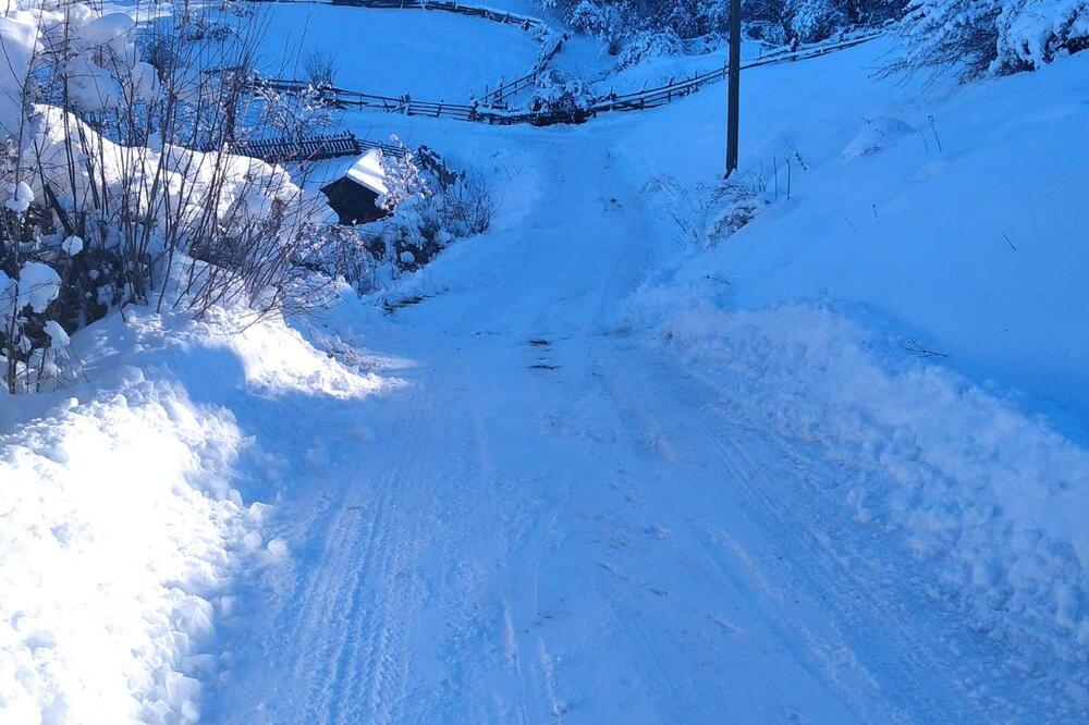 Mještani Pripčića i Sokolca odsječeni: Danima bez pomoći nadležnih