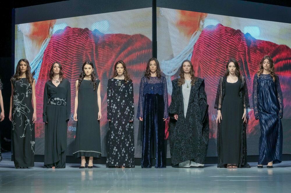 Moderna ljepota ne bi trebalo da zahtijeva žrtvu od žene, već da je prigrli i podrži