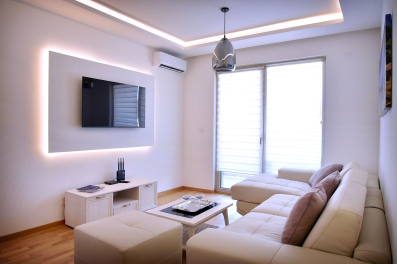 Moderno opremljen dvosoban stan, Becici (na duzi period,dostupan od 25.12.2024)