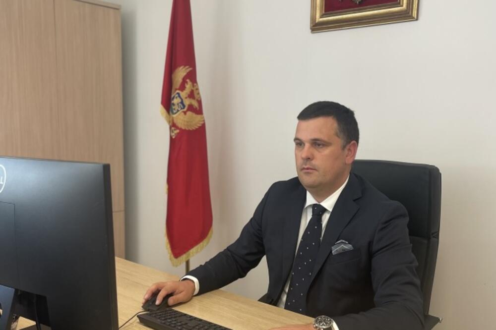 Mojkovčaninu i Holanđaninu po 30 dana zatvora zbog omalovažavanja policijskih službenika