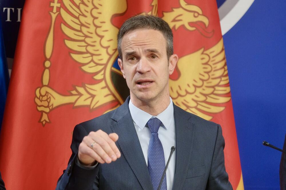 Mugoša: Povećati broj socijalno-ljekarskih komisija i utvrditi odgovornost za kašnjenja u odlučivanju po zahtjevima