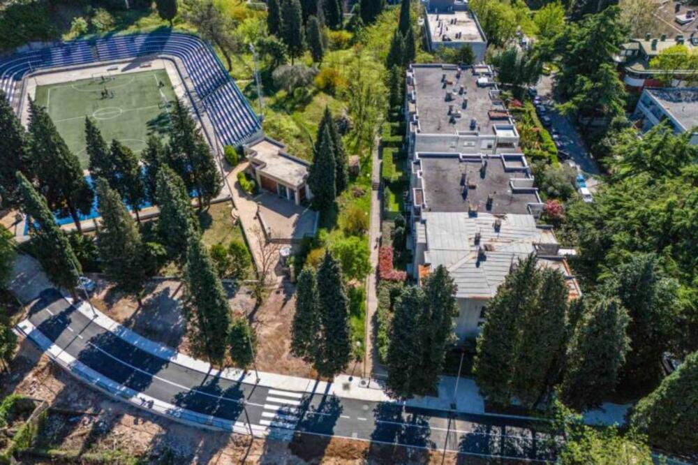 Mujović: Stadion malih sportova dobija novi izgled, dvije nove saobraćajnice u Zagoriču važna investicija