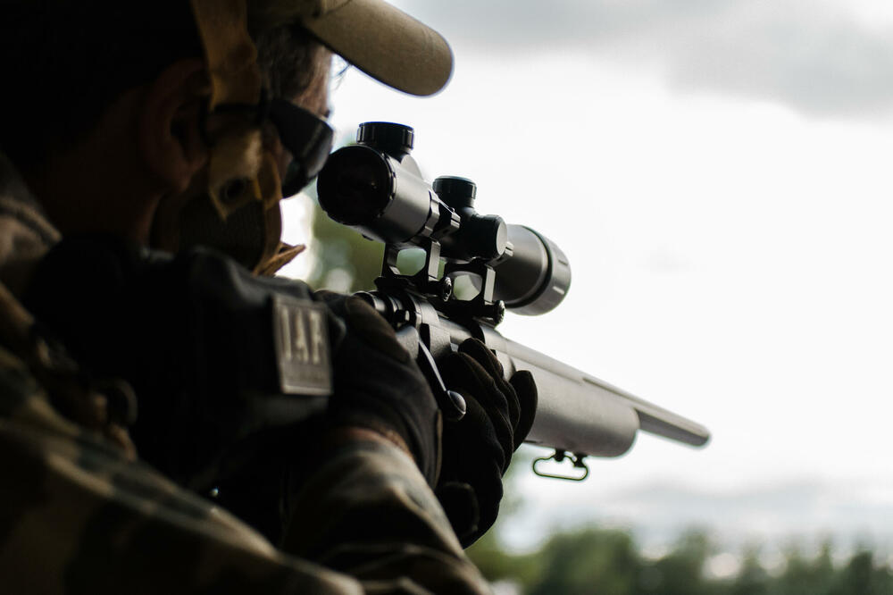 MUP Srbije: Uhapšeno više osoba koje se dovode u vezu sa slučajem poznatim kao "ubačeni snajperisti"