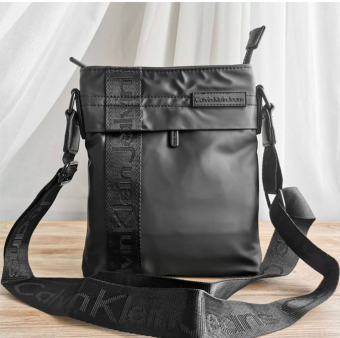 Muska torbica Calvin Klein