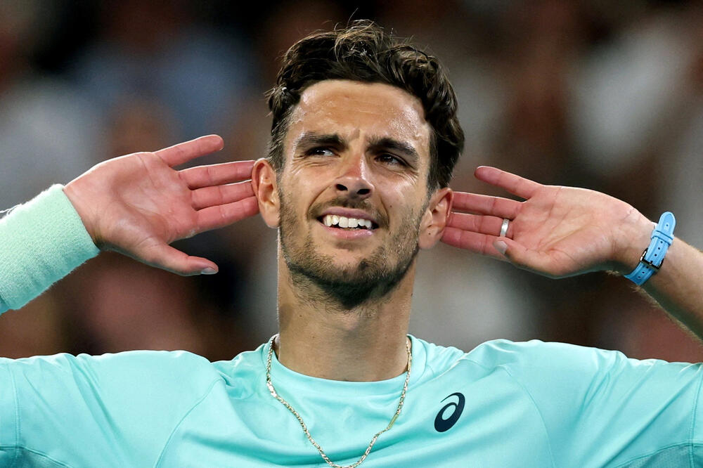 Muzeti i Šelton u osmini finala Australijan opena