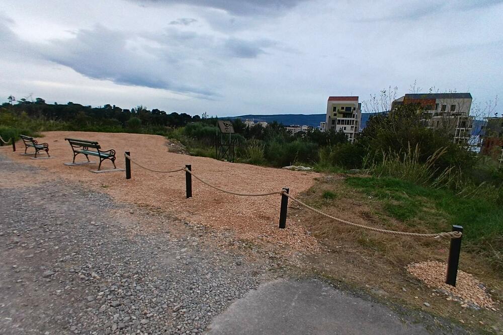 MZ Seljanovo: Na prostoru između Podkuka i Pendrek sitija u Tivtu otvoren je novi uređeni vidikovac