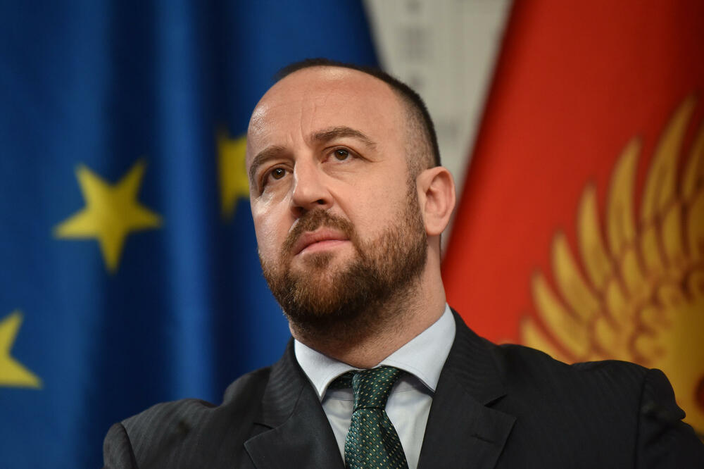 N: Nećemo sarađivati s većinom dok se ne povuku zakoni o ANB-u i unutrašnjim poslovima