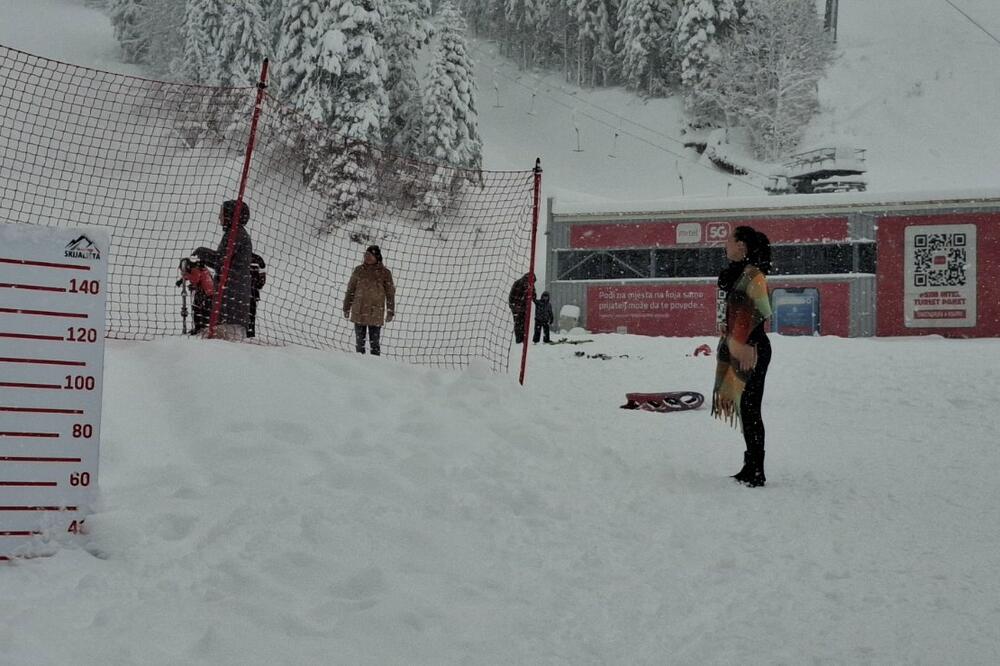 Na državnom Ski centru Kolašin 1600 u nedjelju prvi skijaški dan ove sezone