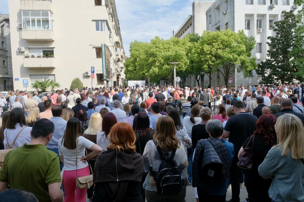 Na Međunarodni praznik rada više od 100.000 radnika ostalo bez osnovne zaštite i brojnih prava