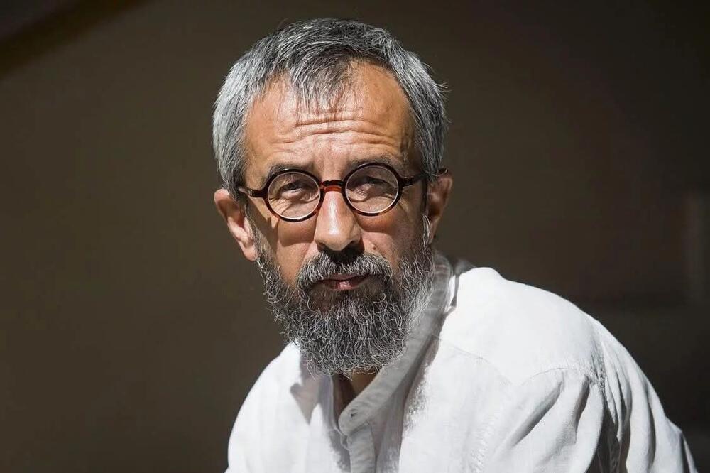 Nagrada &ldquo;Ćamil Sijarić&rdquo; Darku Cvijetiću za knjigu &ldquo;Previše mi to. Osam djevojčica&rdquo;