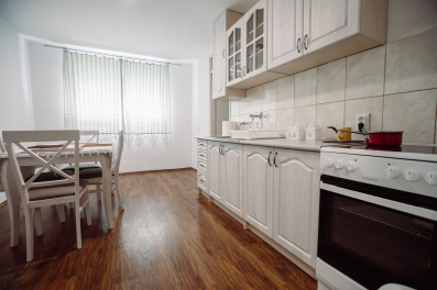 Namješteni dvosobni stan 60kvm