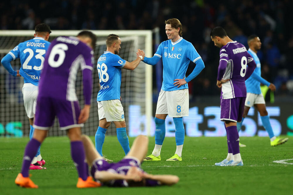 Napoli pobijedio, Konte grmi: Ovako smo kao pas koji juri sopstveni rep